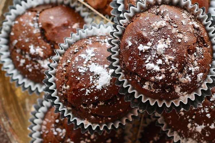 Receta de Cupcakes rellenos de chocolate